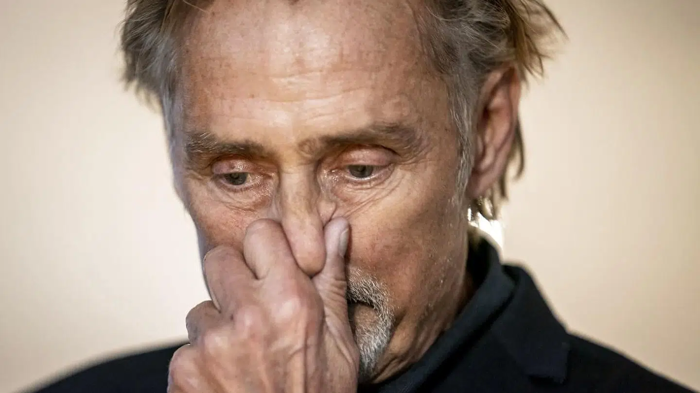 Det var en rørt Lars Høgh, der foran et hav af gæster holdt tale til bogreception hos forlaget Lindhardt og Ringhof i København.