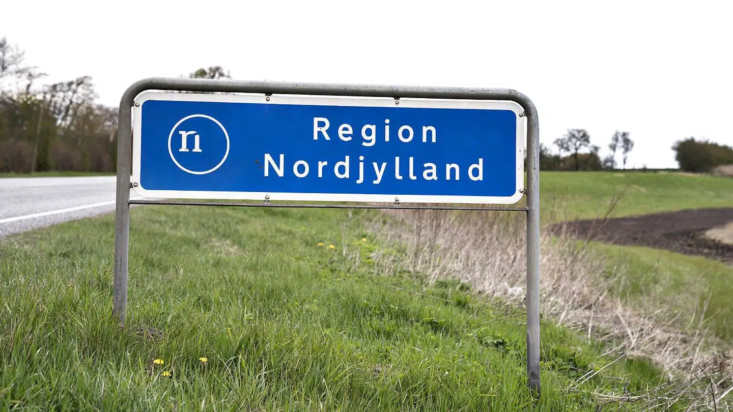 På Region Nordjyllands botilbud, Sødisbakke, blev en udviklinghæmmet beboer slået af en medarbejder. Nu er der faldet dom.