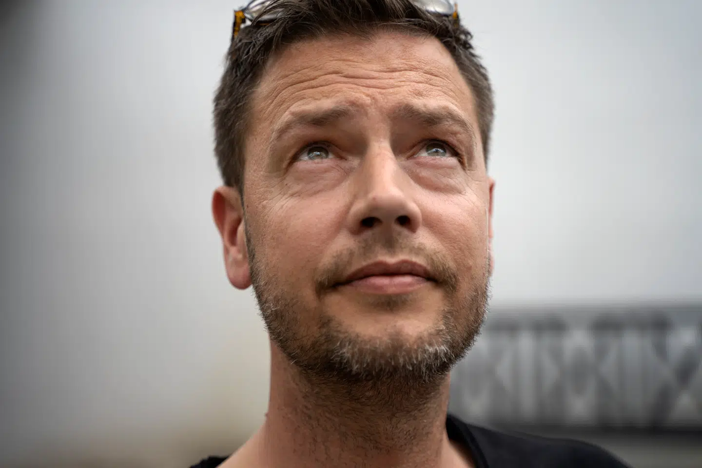 Carsten Bech fortæller, at det er vigtigt for ham, at familieretssystemet bliver ændret, så der ikke er flere børn, der uberettiget bliver frataget deres forældre i længere tid.