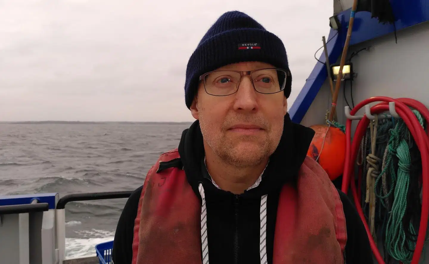 Her ses Morten Holtegaard Nielsen, som er hydrauliker og oceanograf i firmaet Marine Science & Consulting ApS. Han regnes for en af landets førende eksperter i vandstrømmen, og nu langer han ud efter transportminister Benny Engelbrechts udtalelser om Lynetteholmen. Foto: Privat