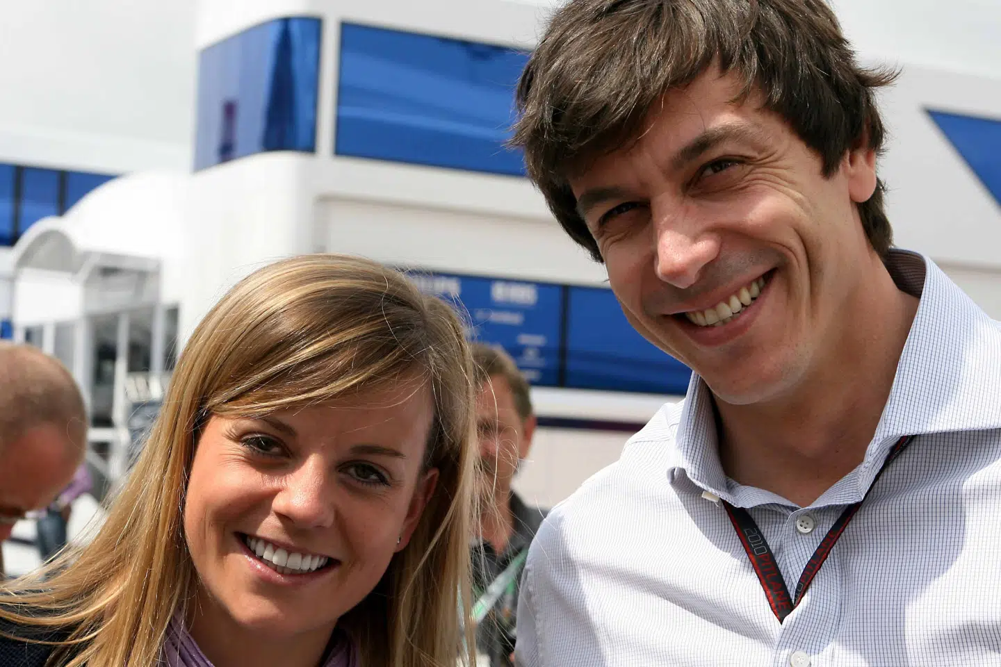Toto Wolff med sin hustru, der tidligere racerkører Susie.