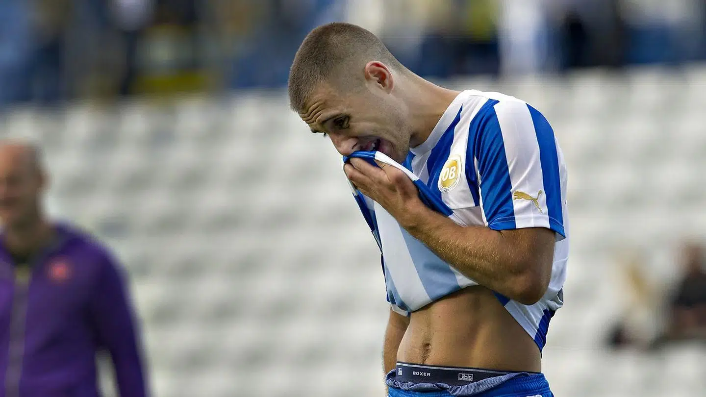 Bashkim Kadrii græmmes over et hjemmebanenederlag på 0-4 til AaB i 2012. Gode og dårlige oplevelser har været med til at skabe et specielt bånd mellem Kadrii og OB.