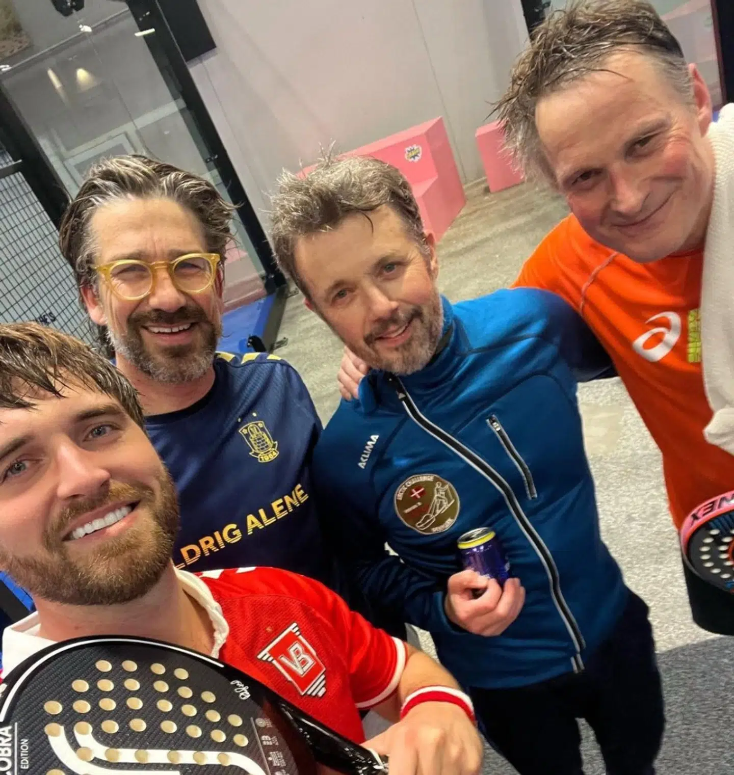 Malte Ebert satser på, at de fire snart mødes til endnu en omgang paddletennis. Foto: Instagram