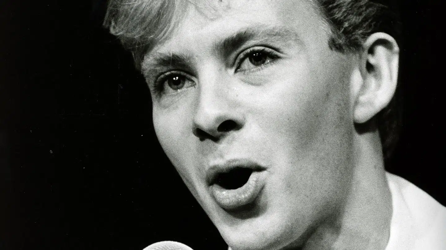Billedet her er fra Anders Baggesens unge dage. Han spillede med i Anne Linnet-musicalen 'Roserne bryder ud' i 1982.