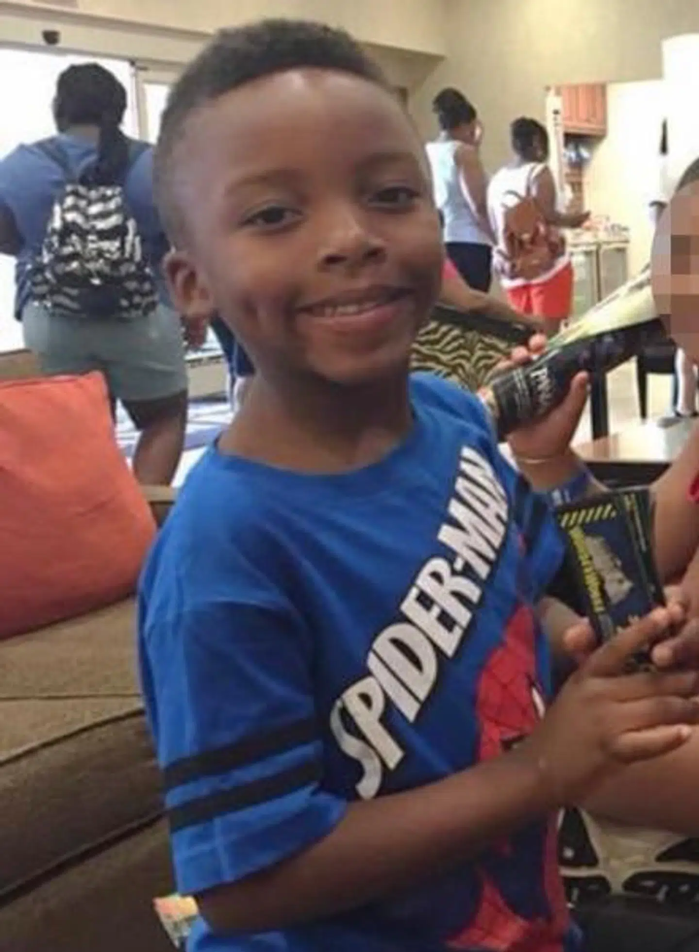 Niårige Ezra Blount.