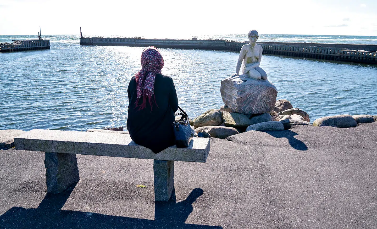 Granit-skulpturen Mod Hjemve i Asaa Havn, fredag den 6. august 2021.