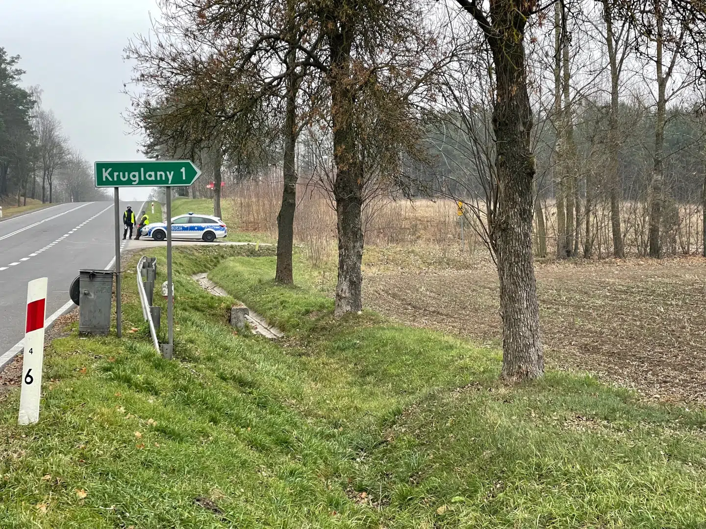 Heriltil og ikke længere. Polen har forbudt både pressen og nødhjælpsorganisationerne adgang til den såkaldte røde zone op til Hvideruslands grænse.