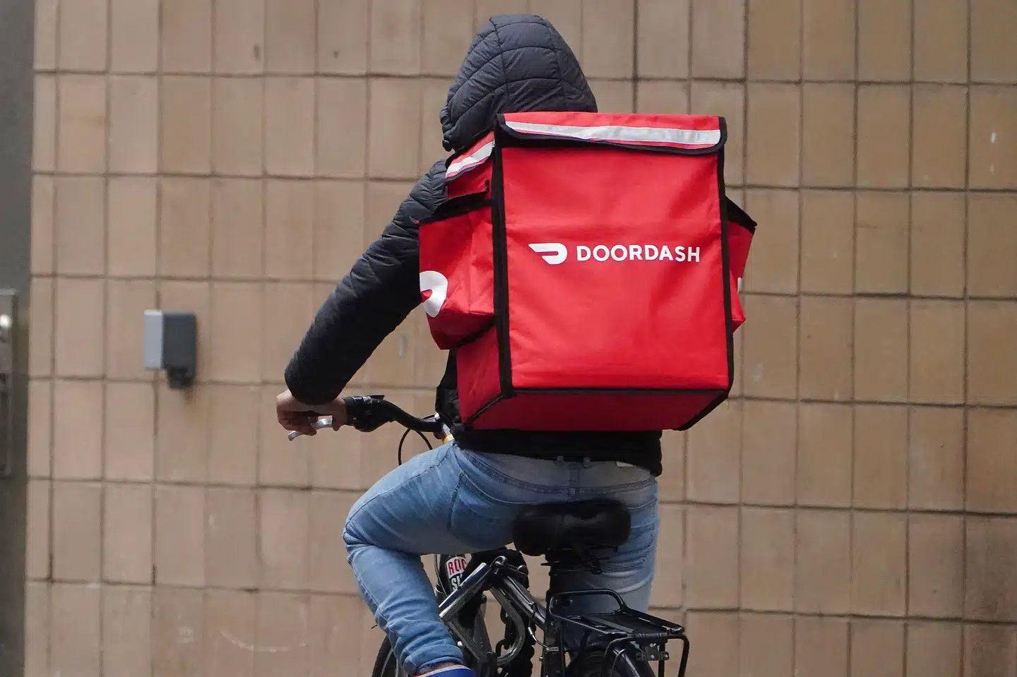 Amerikanske Doordash har købt finske Wolt for 52 milliarder dollar. (Arkivfoto) Carlo Allegri/Reuters