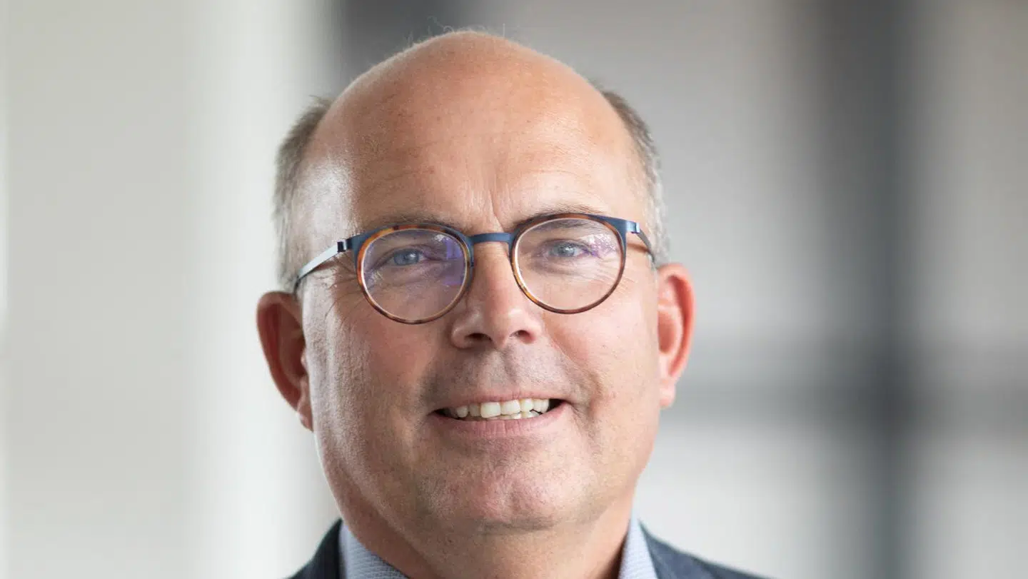 Hospitalsdirektør Henrik Larsen har stort fokus på at fjerne uautoriseret materiale fra hospitalerne, fortæller han til B.T.