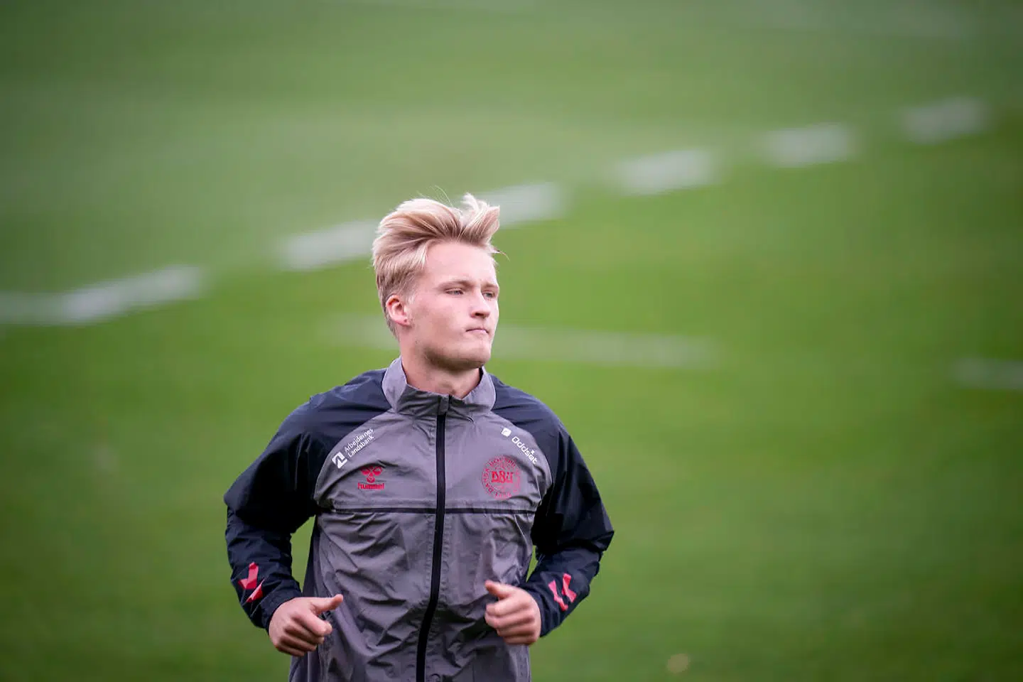 Kasper Dolberg under mixed zone og træning med herrelandsholdet i fodbold i Helsingør mandag den 4. oktober 2021.. (Foto: Liselotte Sabroe/Ritzau Scanpix)