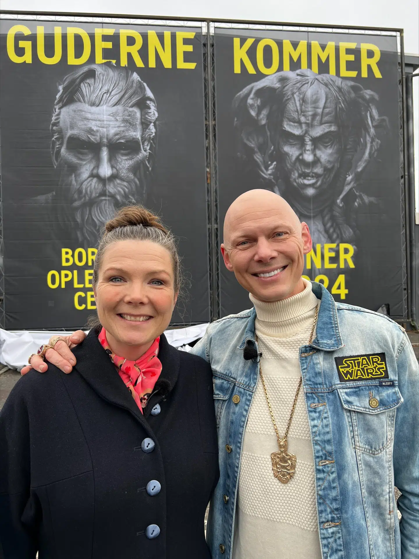 Sammen med Køges borgmester Marie Stærke lover Jim Lyngvild, at guderne kommer - også til Køge. Privatfoto