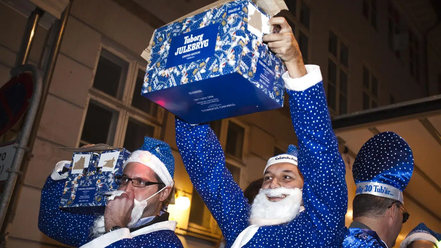 Traditionen tro vil der blive uddelt øl klokken 20.59.