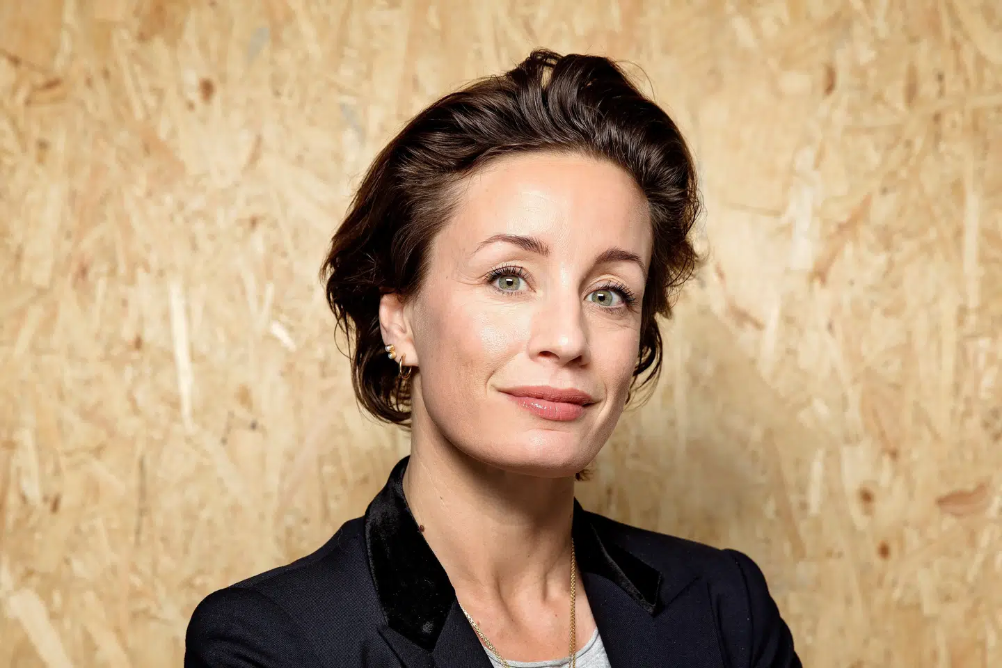 Seere af Besserwisserne bliver fra december guidet gennem programmet af Katrine Hertz Mortensen. Tidligere har Lasse Sjørslev, Troels Mylenberg, Anna Ingrisch og Peter Grønborg siddet i værtsstolen på programmet. (PR-foto) Agnete Schlichtkrull/TV2/Presse/Free