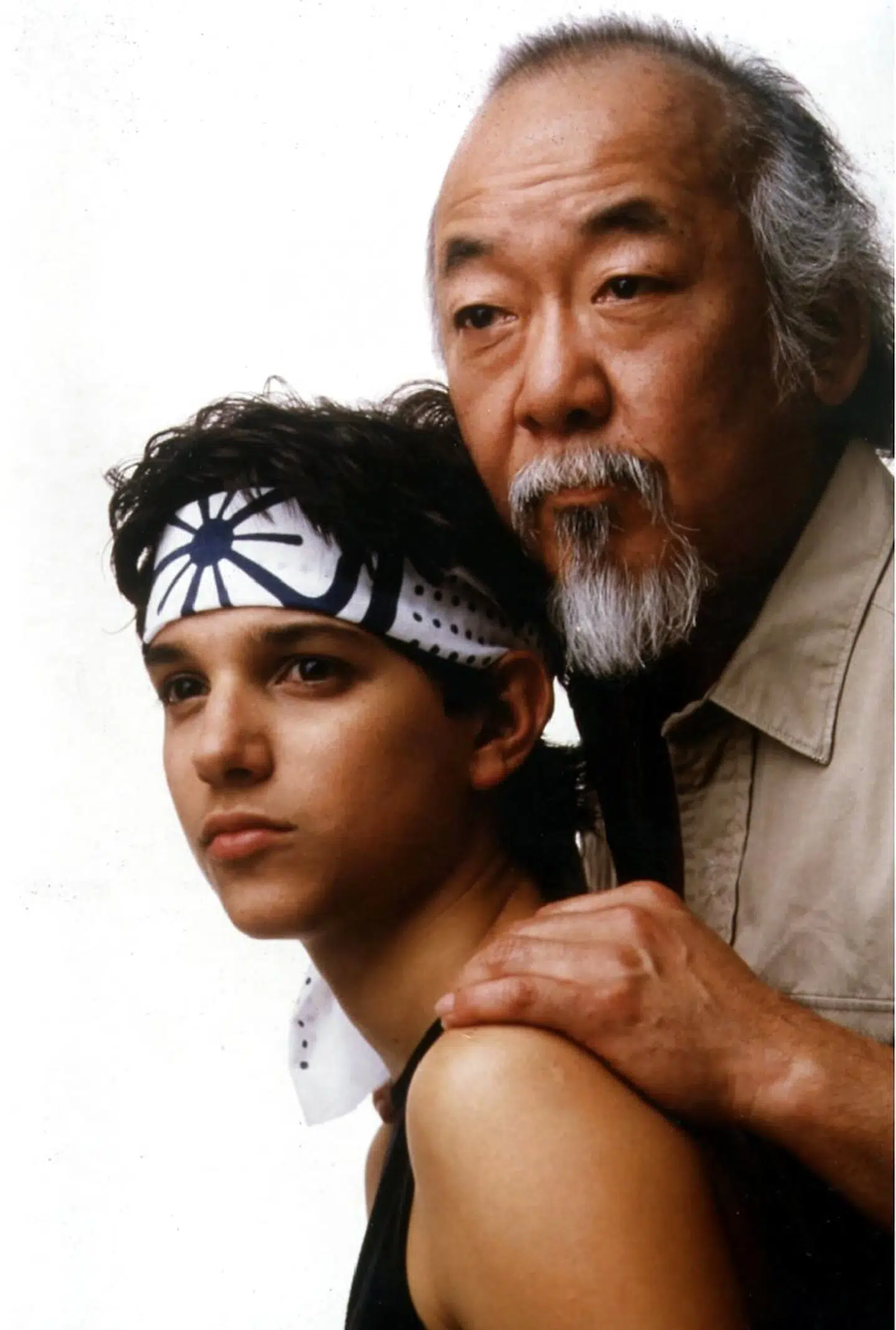 Ralph Macchio i rollen som Karate Kid. Her sammen med den anden hovedrolleindehaver, Noriyuki 'Pat' Morita', som gik bort i 2005.