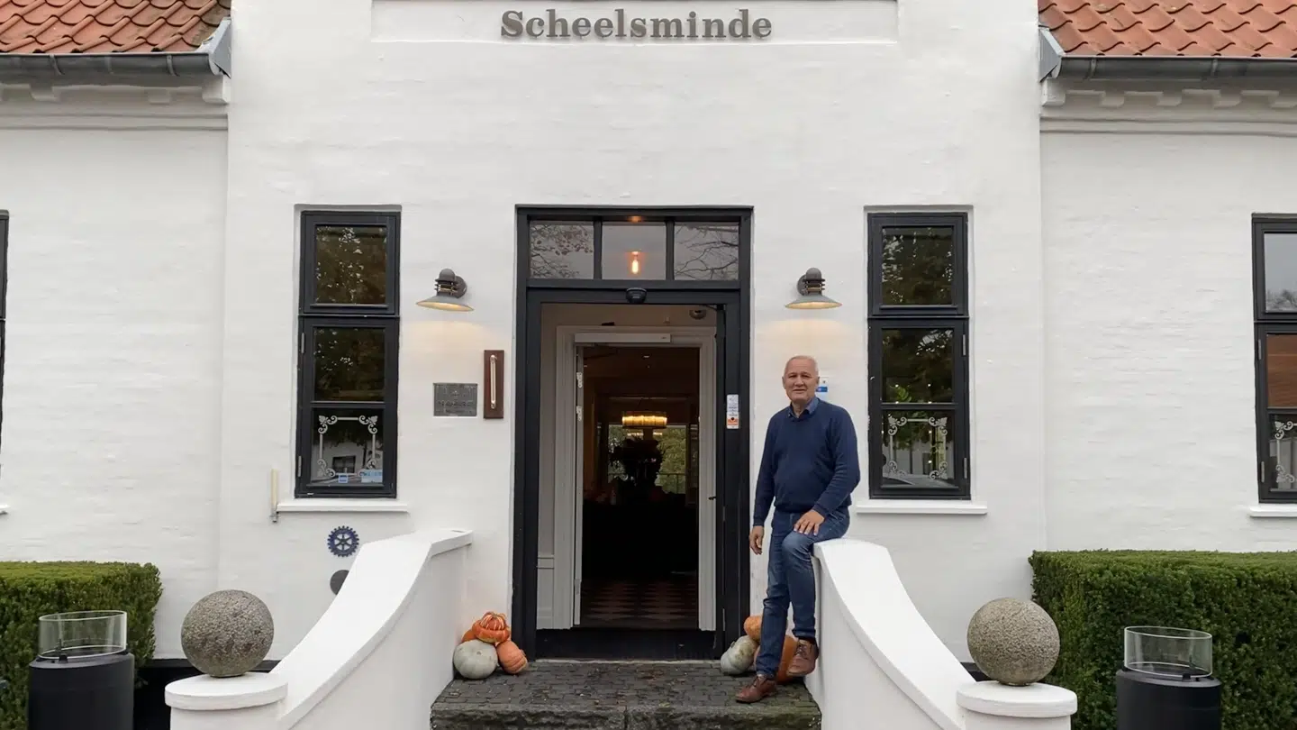 Som 28-årig overtog Peter Bühlmann Jensen Hotel Scheelsmindes drift fra sine forældre. Foto: Rebecca Haugaard Christensen