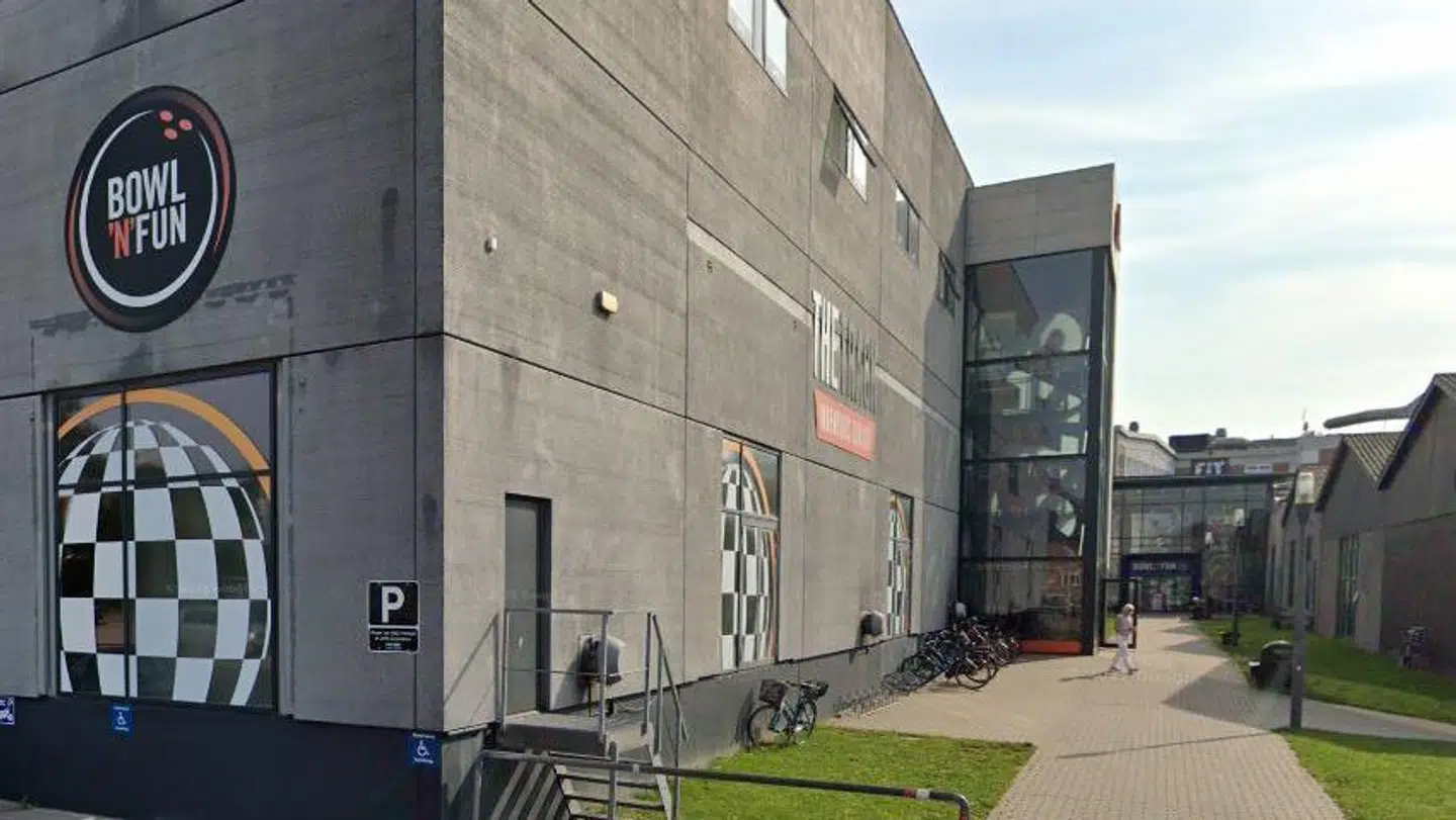 Optøjet fandt sted ved Bowl'n'Fun i Svendborg. Foto: Google Streetview.