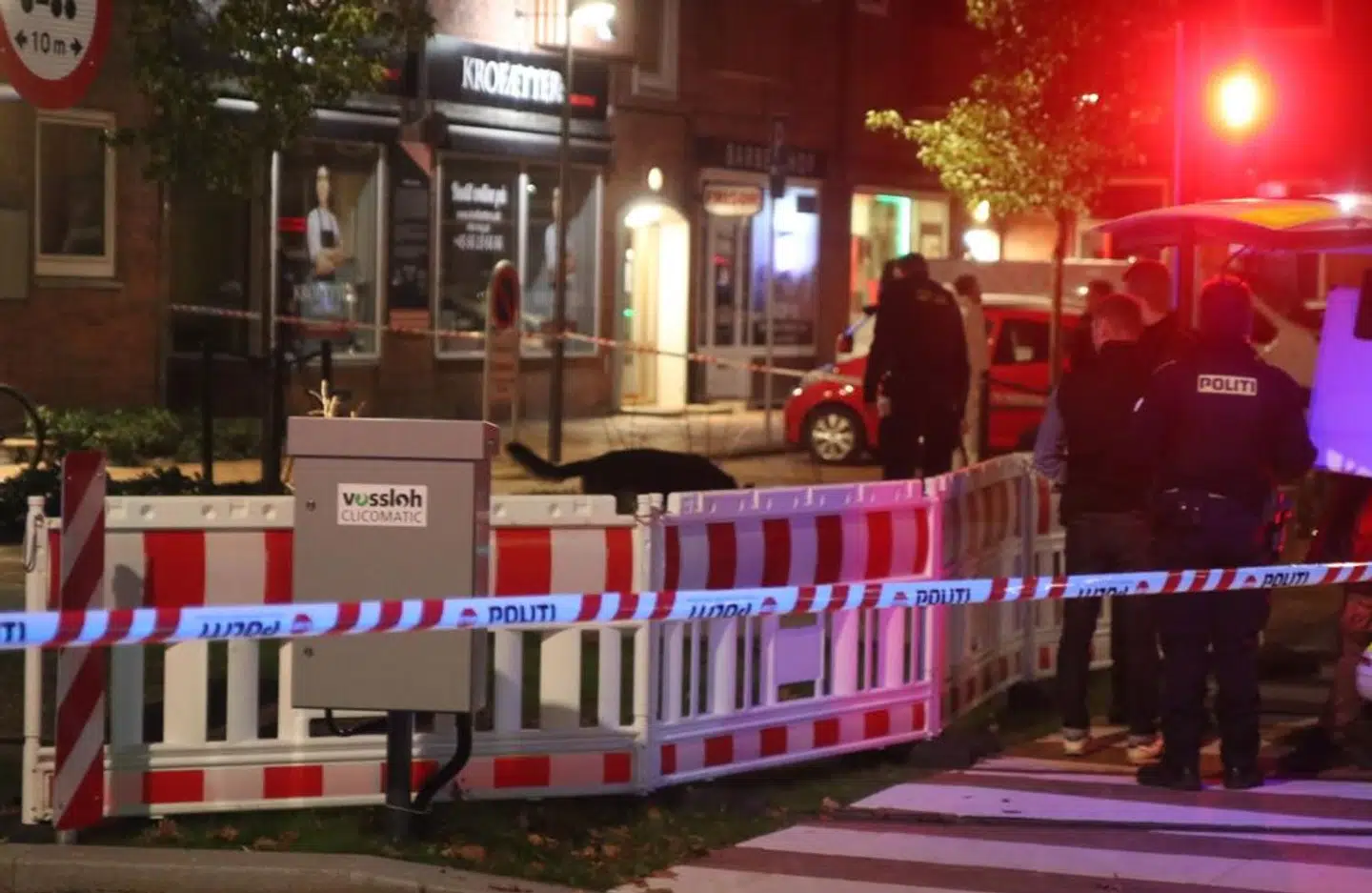 Poltiet skærmede området, hvor forbrydelsen fandt sted, af, så de kunne sikre beviser.