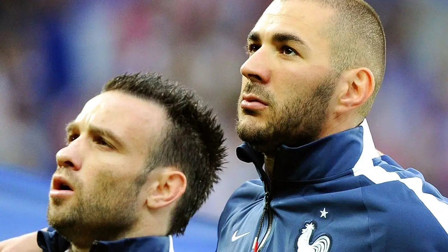 Karim Benzema (th.) sammen med sin tidligere landsholdskollega Mathieu Valbuena tilbage i 2014.