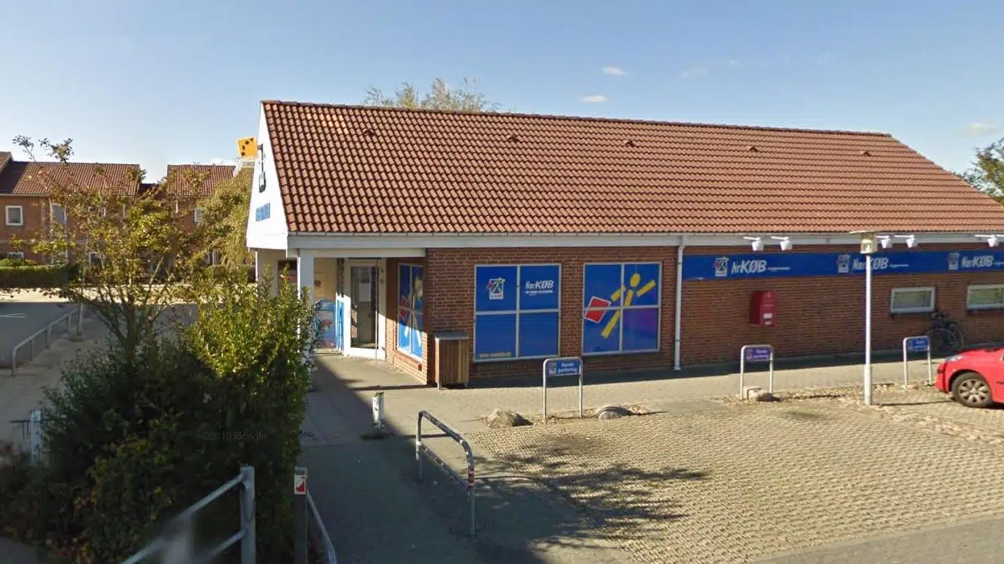 Det er Nærbutikken i Ådalsparken i Esbjerg, der kaldes 'heldets kiosk'. Og nu har endnu en spiller vundet million ved at aflevere kupon i butikken. Foto: Google Streetview.