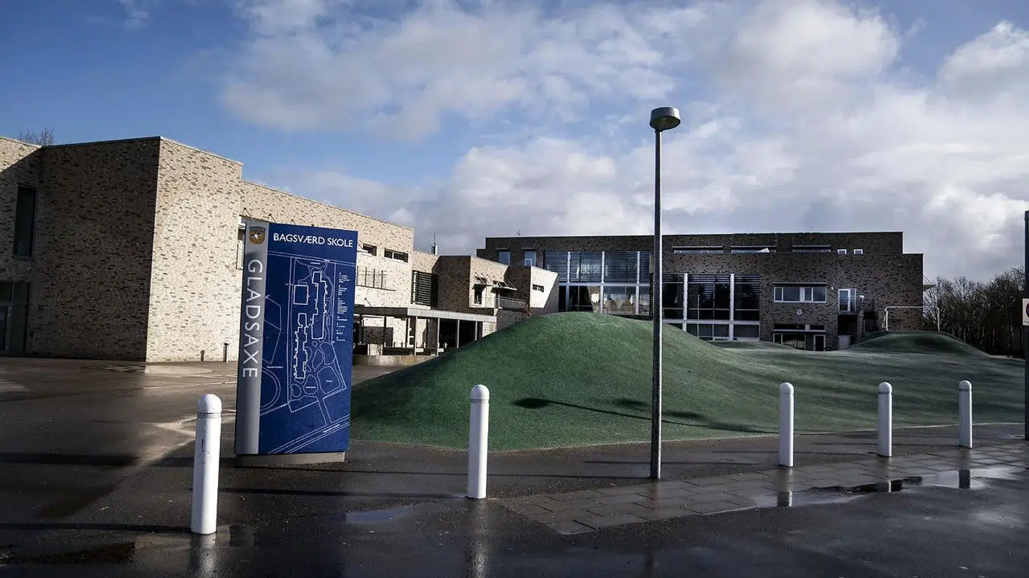 Bagsværd Skole er med sine 850 elever den største af Gladsaxe Kommunes i alt ti folkeskoler.