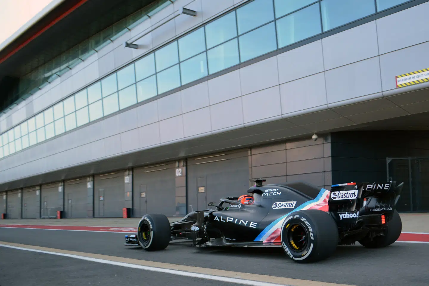 Christian Lundgaard - her under en Formel 1-test på Silverstone tidligere i år - kommer næppe på banen for Alpine F1 Team i 2022.