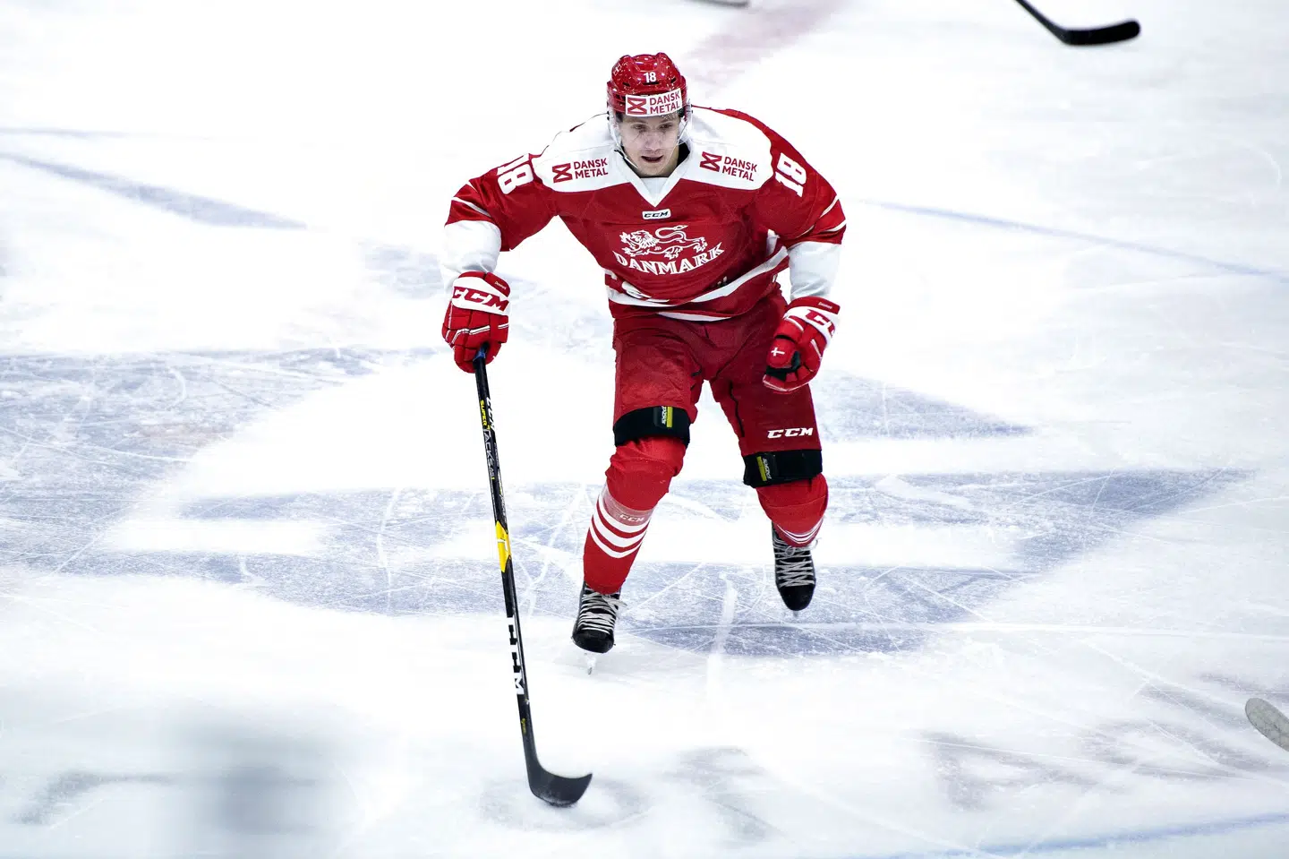 Jonas Røndbjerg ses her i aktion i en landskamp for Danmark. Henning Bagger/Ritzau Scanpix