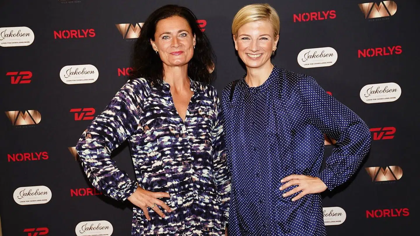 Louise Wolff og Sisse Fisker var mødt op for at støtte veninden.