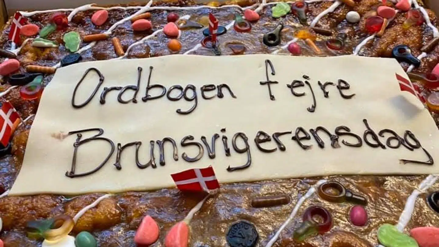 Ordbogen.com fejrede torsdag brunsvigerens dag med tre store kager. Men ikke alle medarbejdere var lige begejstret for det syn.