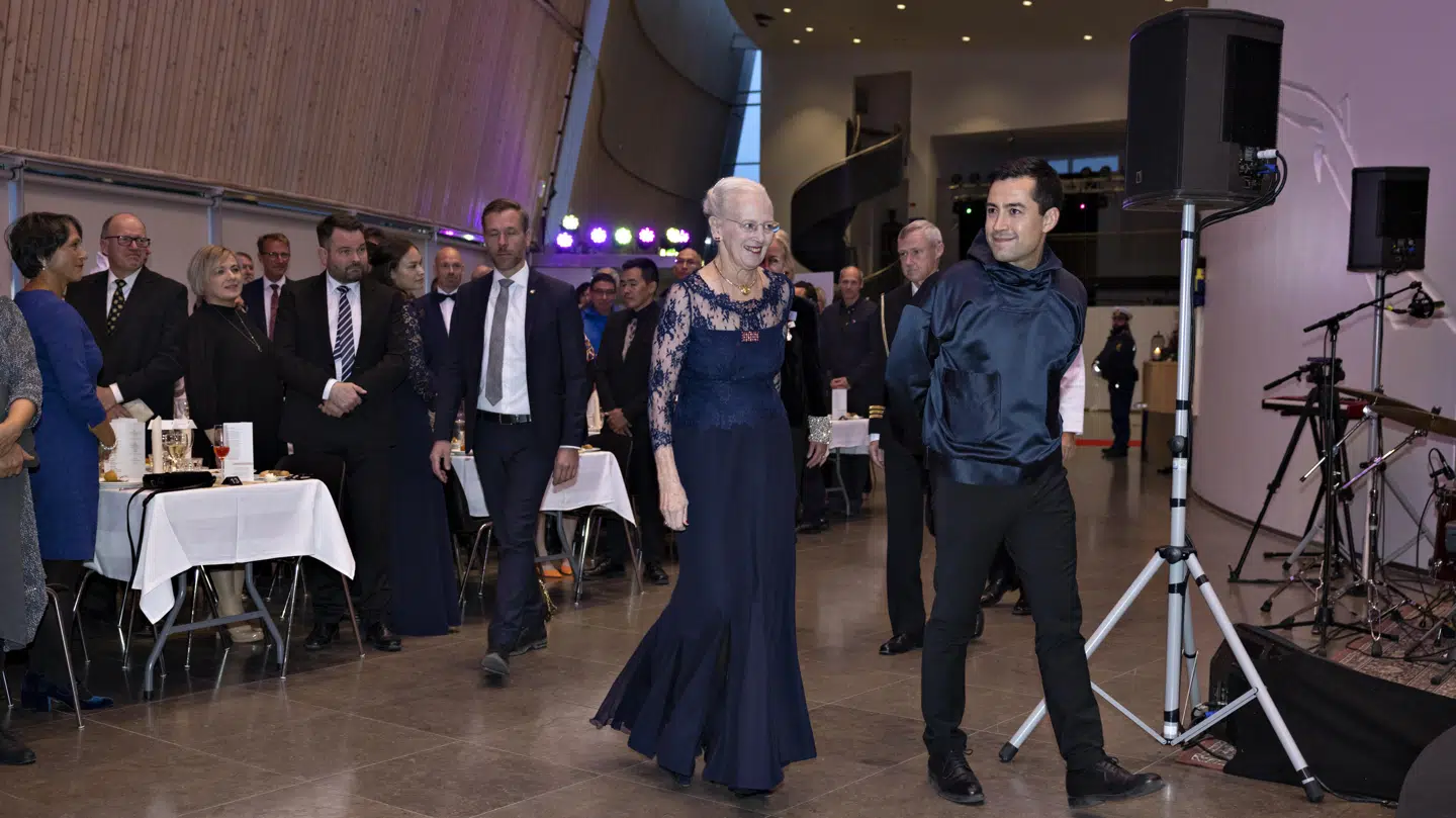 Dronning Margrethe med formanden for Naalakkersuisut, Múte Bourup Egede, i Nuuk.