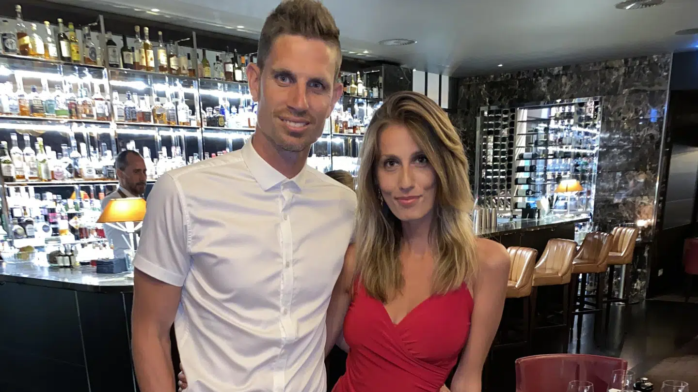 Jonas Borring har dannet par med Selma Slijepcevic i fire år, og nu er parret blevet gift.