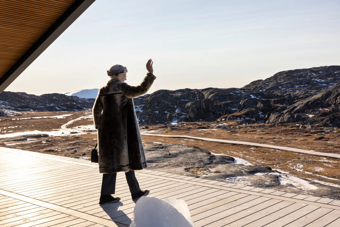 Denmarks Queen Margrethe visit the new Icefjord Center in Ilulissat, on the West Coast of Greenland, Friday Oct. 8, 2021. The Queen is on a four days visit to Greenland, of which two of the days are a private visit.. (Foto: Christian Klindt Sølbeck/Ritzau Scanpix)