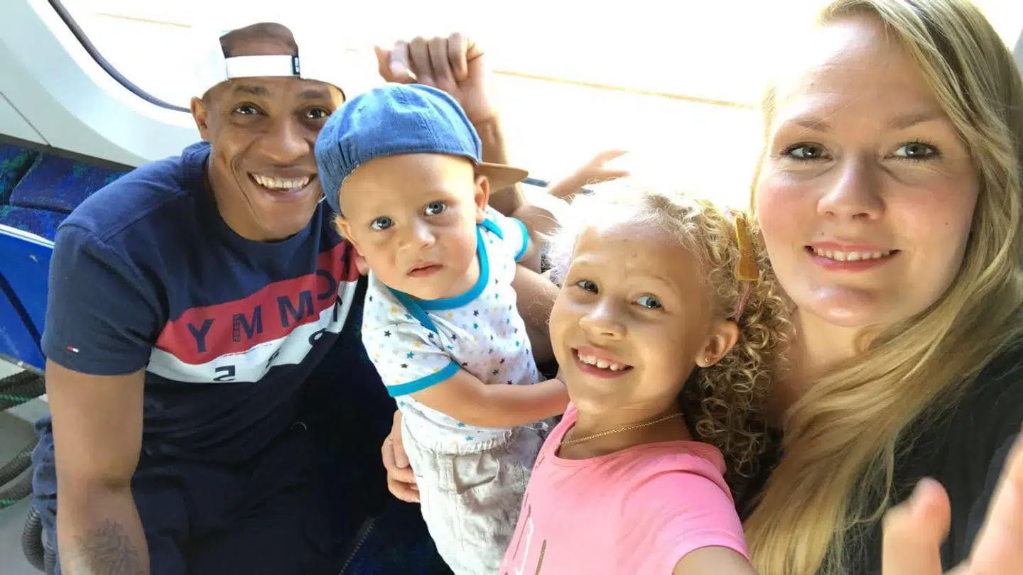 Katharina med sin brasilianske mand Bruno og deres to børn, otteårige Luana og treårige Luiz.