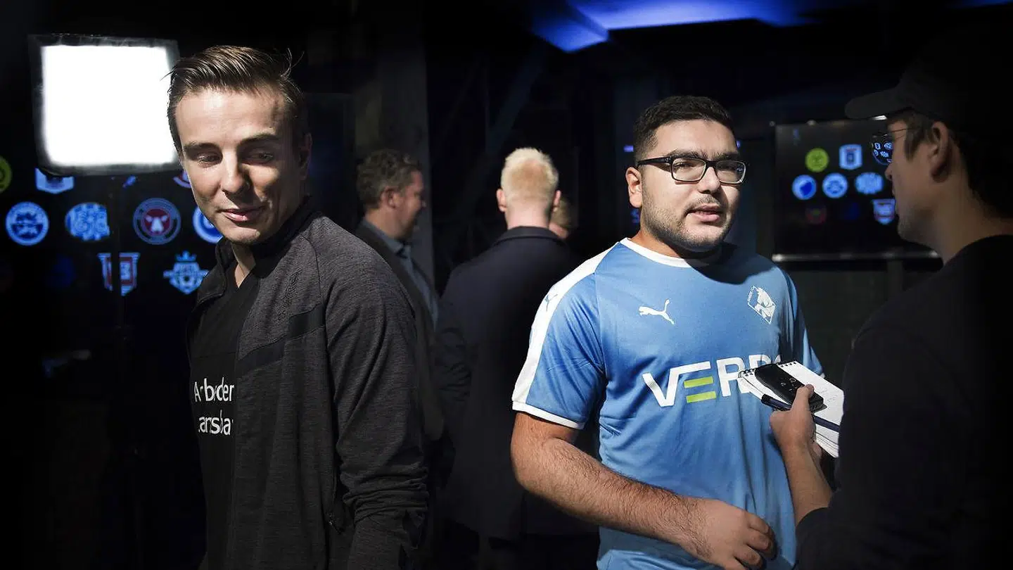 Mohamad Al-Bacha i den blå trøje.