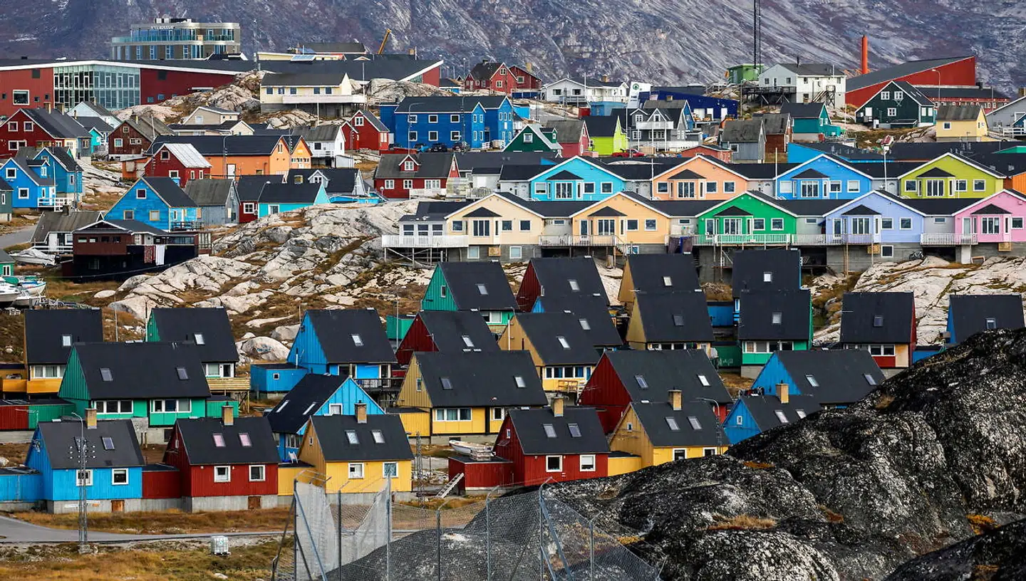 Ilulissat er Grønlands tredjestørste by med knap 5.000 indbyggere.