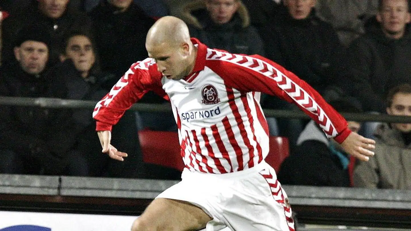 Mattias Lindström nåede europæisk gruppespil og to gange medaljer i sin tid i AaB. Her er han i aktion mod Getafe på Aalborg Stadion, som dengang blev trænet af Michael Laudrup.