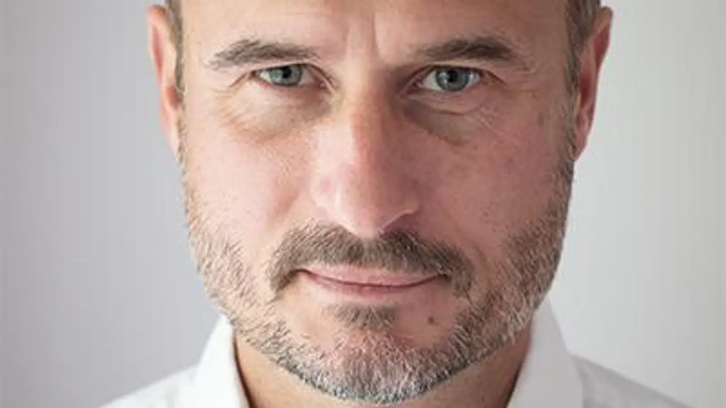 Jens Ringsmose er uddannet historiker fra SDU i 2002 og har siden 2019 været dekan for Det Samfundsvidenskabelige Fakultet på SDU.