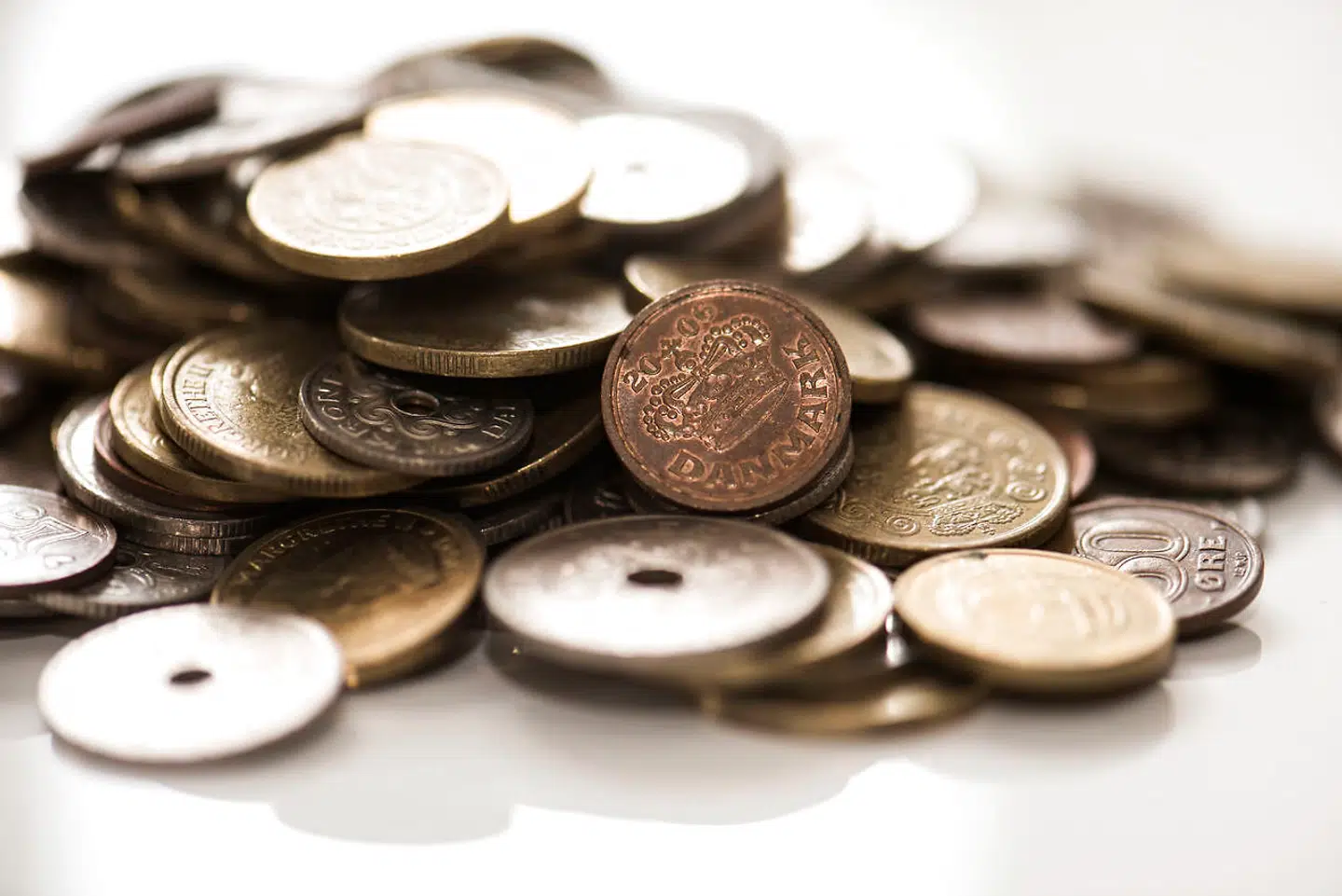 Det er slut med de positive indlånsrenter i Facit Bank.