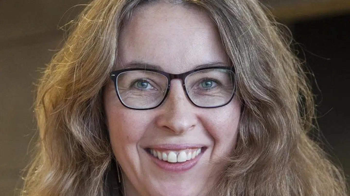Cecilie Harrits er formand for Skole og Forældre i Aarhus, og hun mener, der skal være færre megaklasser i Aarhus.