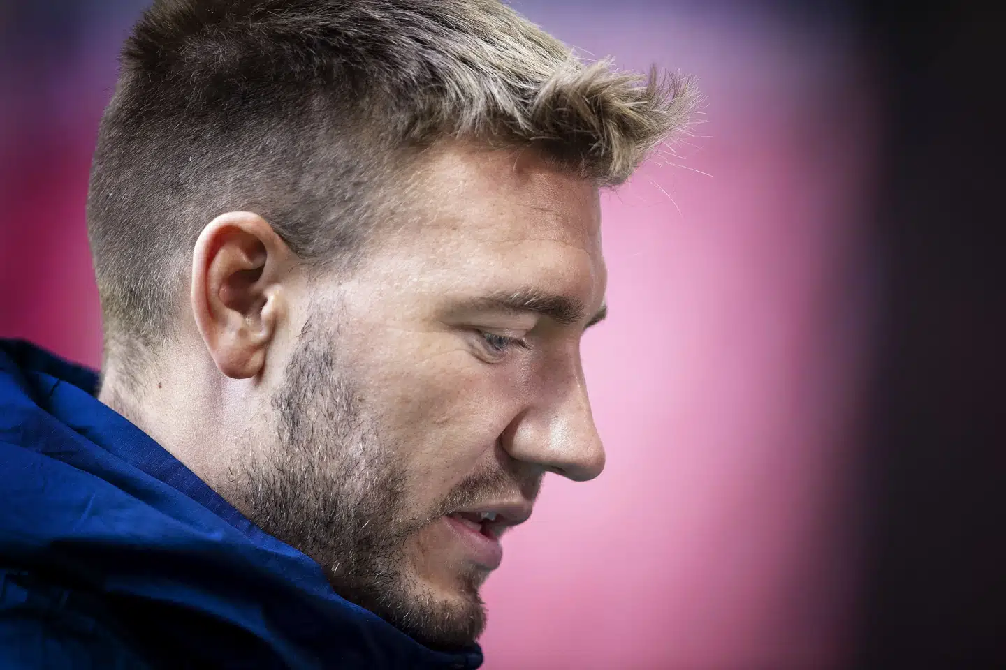 Bendtner har ifølge politiet kørt uden kørekort adskillige gange. Hans advokat påstår, at han kan have haft hjemmel til at køre bil via et britisk kørekort. (Arkivfoto) Liselotte Sabroe/Ritzau Scanpix