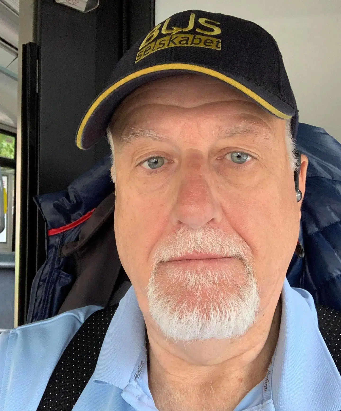 Arne Almvig Lassen bor i Viby og frygter, at nogle på et tidspunkt ender med at blive frarøvet penge. Derfor har han advaret om episoden i den lokale Facebook-gruppe. Foto: Privat.