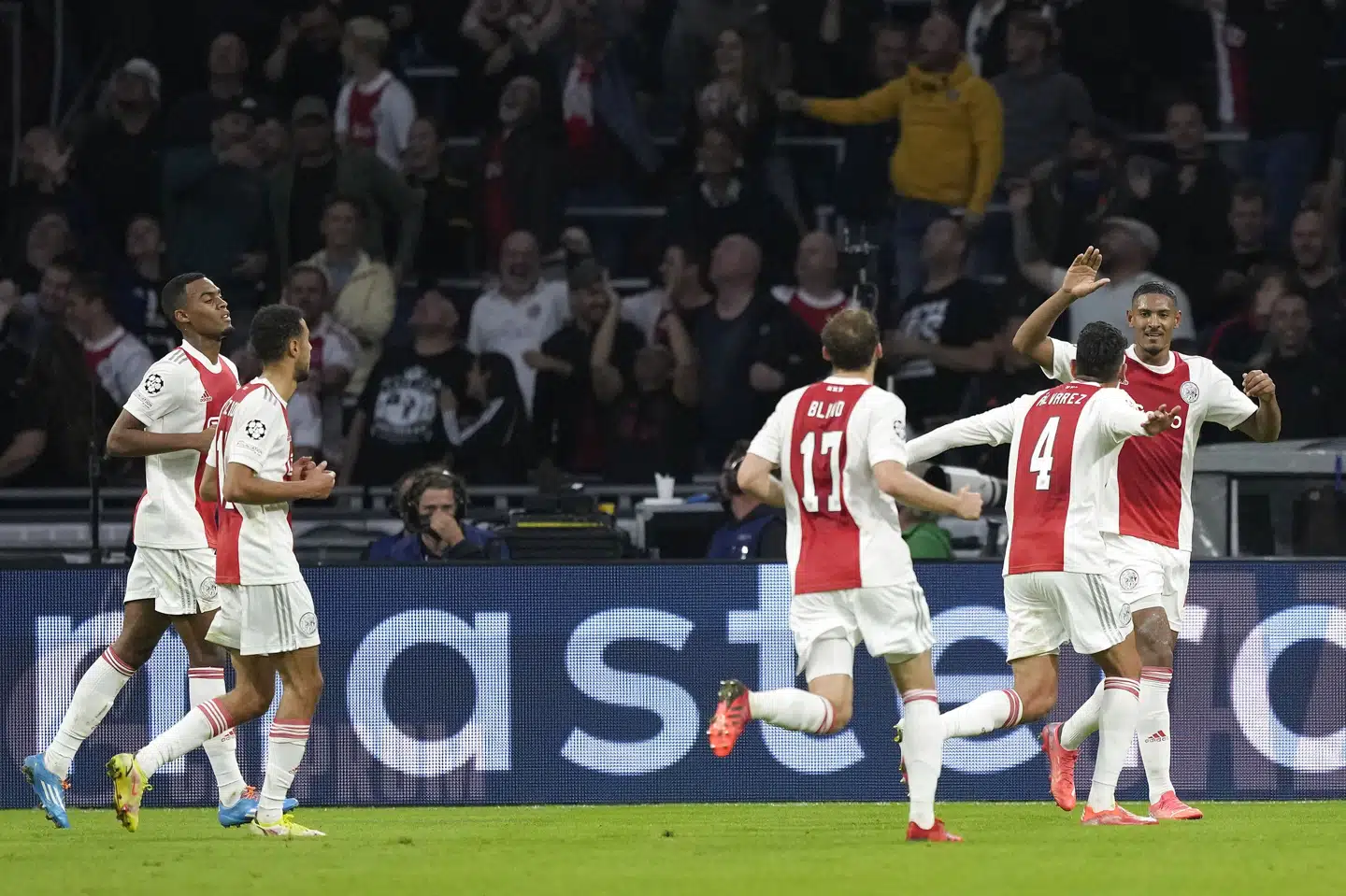 Sébastien Haller (helt til højre) scorede sit femte mål i indeværende Champions League-sæson, da Ajax besejrede Besiktas 1-0 tirsdag aften. Peter Dejong/Ritzau Scanpix