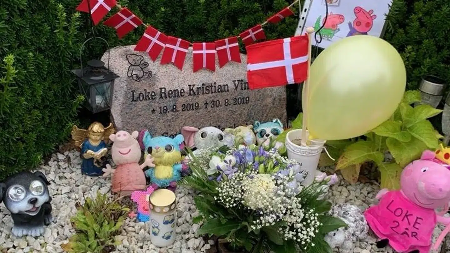 Lotte Vinkel mistede sin lille søn Loke, da han var 12 dage gammel. Hun ville ønske, at hun kunne have beholdt hans aske.