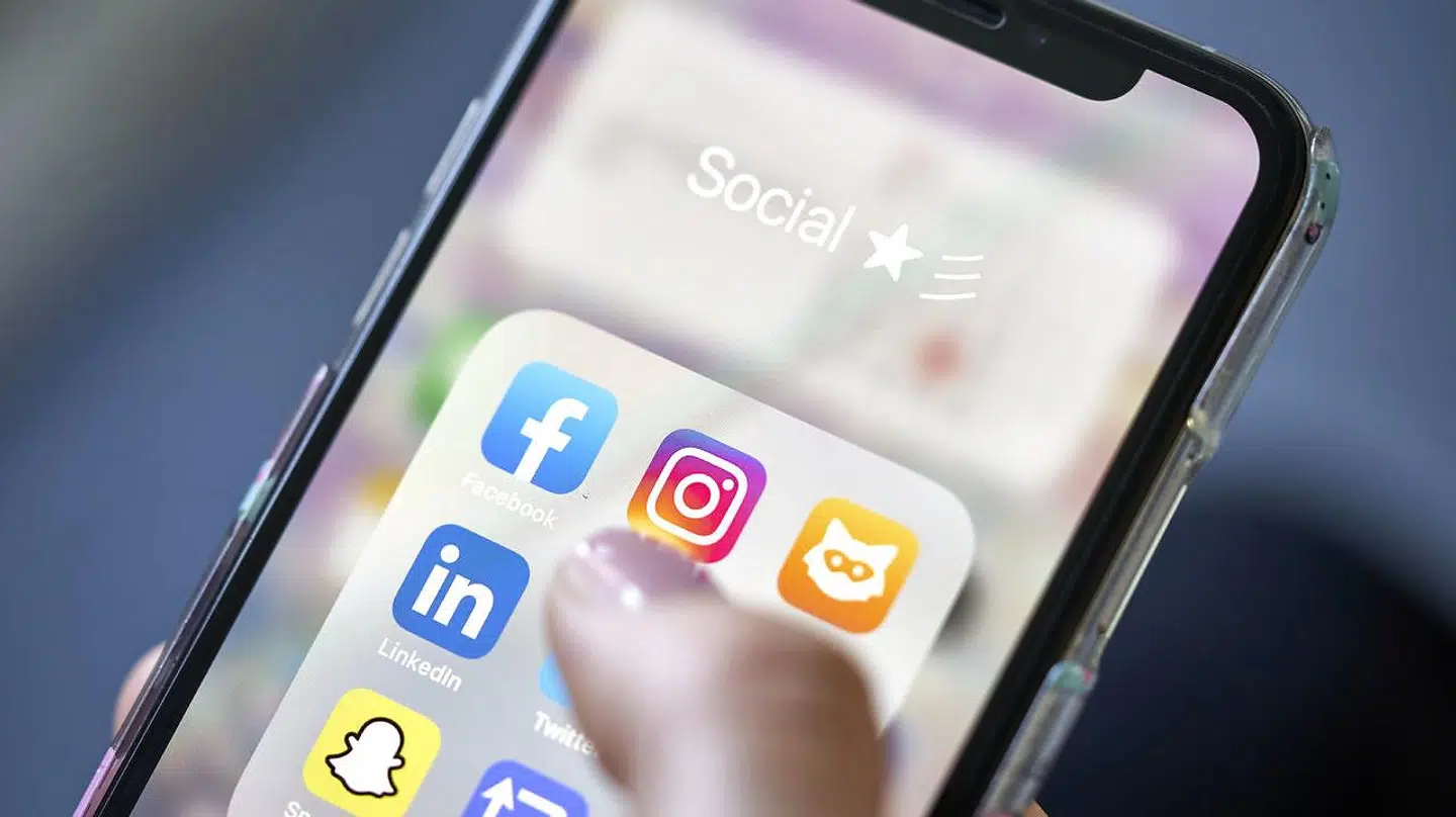 Instagram vil lave en app til børn under 13 år - men nu er den sat på pause.