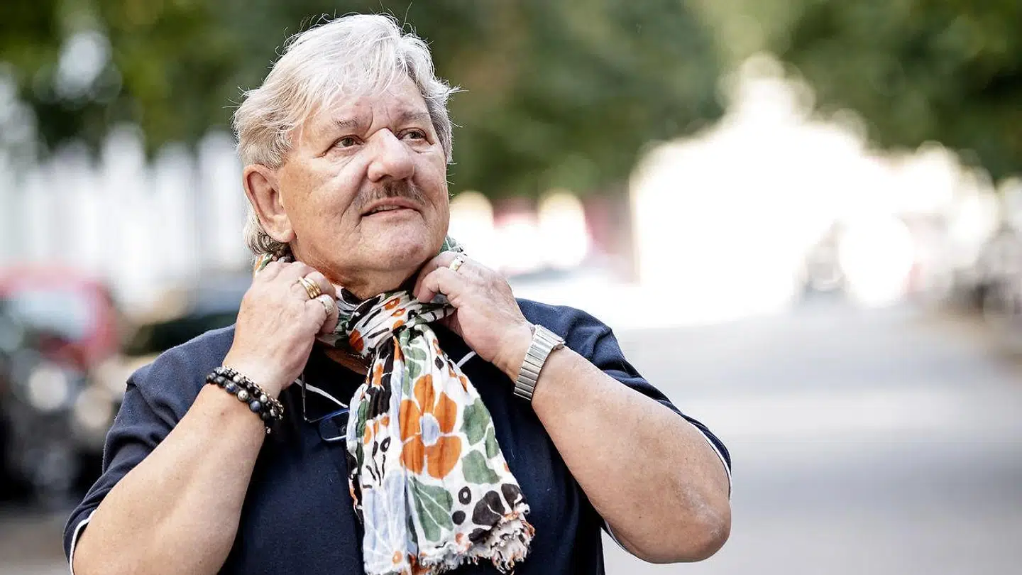 Tage Frandsen er en kulørt mand, der godt kan lide farver på sit tøj.