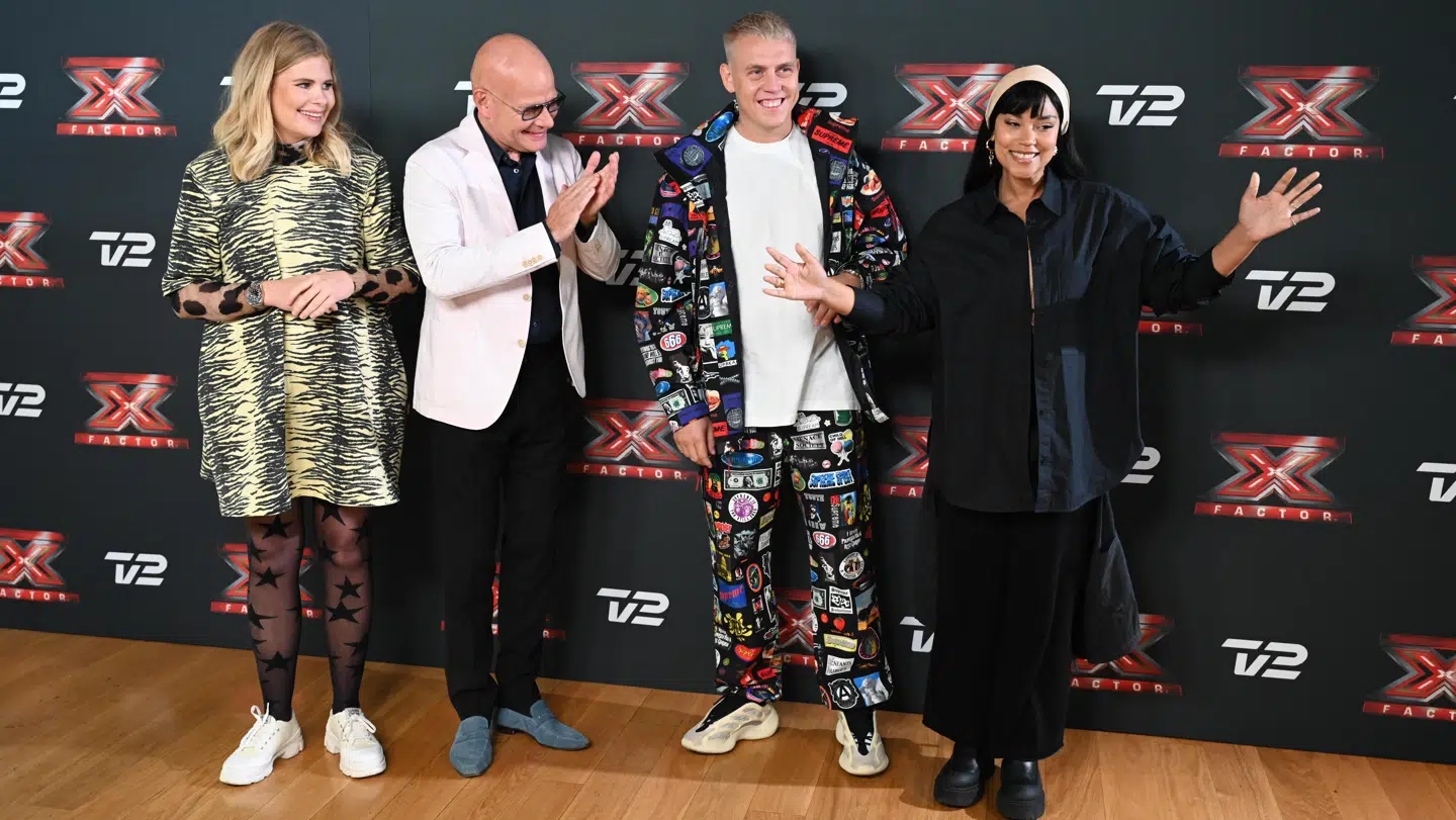 Sofie Linde vil atter engang være vært på 'X Factor' i 2022-sæsonen, der har fået en udskiftning ved dommerbordet. Det består i den kommende sæson af Thomas Blachman, Martin Jensen og nytilkomne Kwamie Liv.