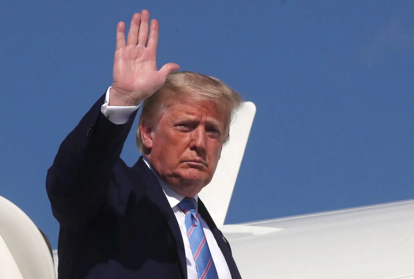 Donald Trump på vej om bord på Air Force One i juni 2020.