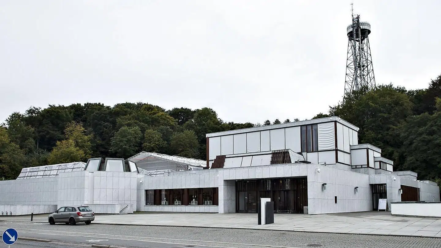 Nordjyllands kunstmuseum, der i flere år bare har gået under navnet Kunsten, har gode tilbud til både børn og voksne, mener AaBs Lucas Andersen