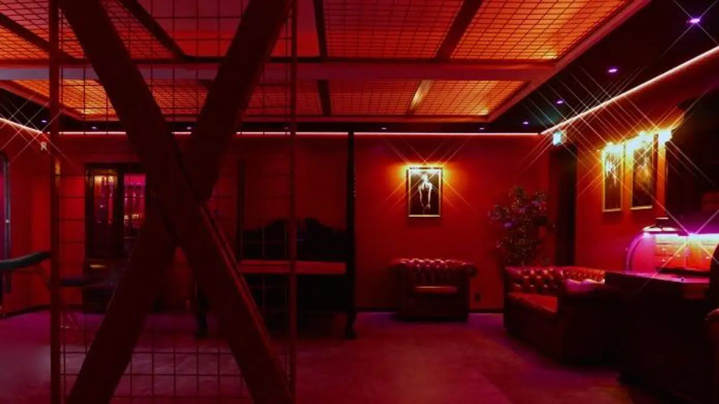 Her er det famøse Fifty Shades of Grey-inspirerede rum. Foto: Tucanclub.dk