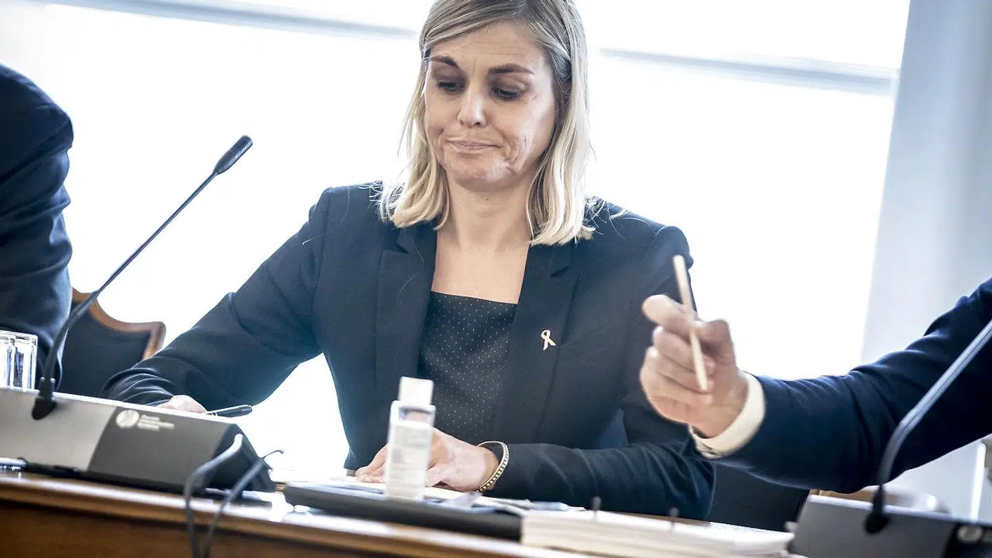 Forsvarsminister Trine Bramsen (S) under samråd i folketingets forsvarsudvalg om forsvarsministerens ophold på Ærø.