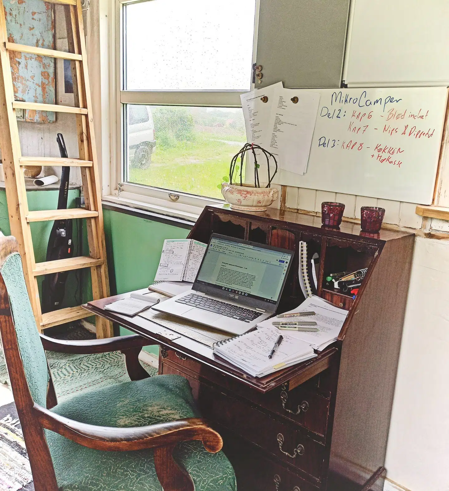 Lærke Skye har fået en ro af at bo i sit eget lille hus. Et hus, hun selv har lavet, fortæller hun.